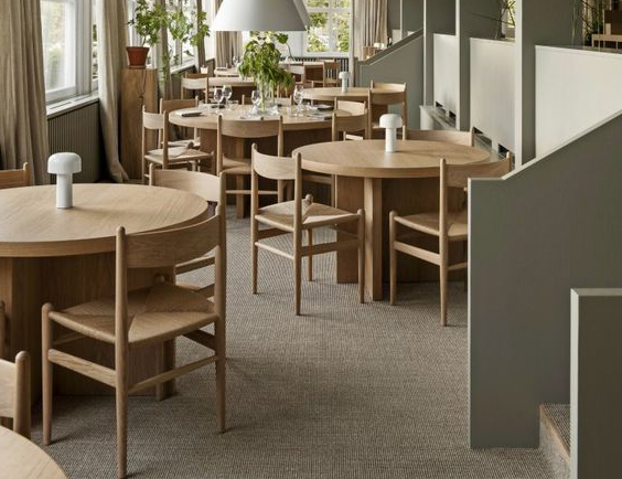 تصميم طاولة الفندق