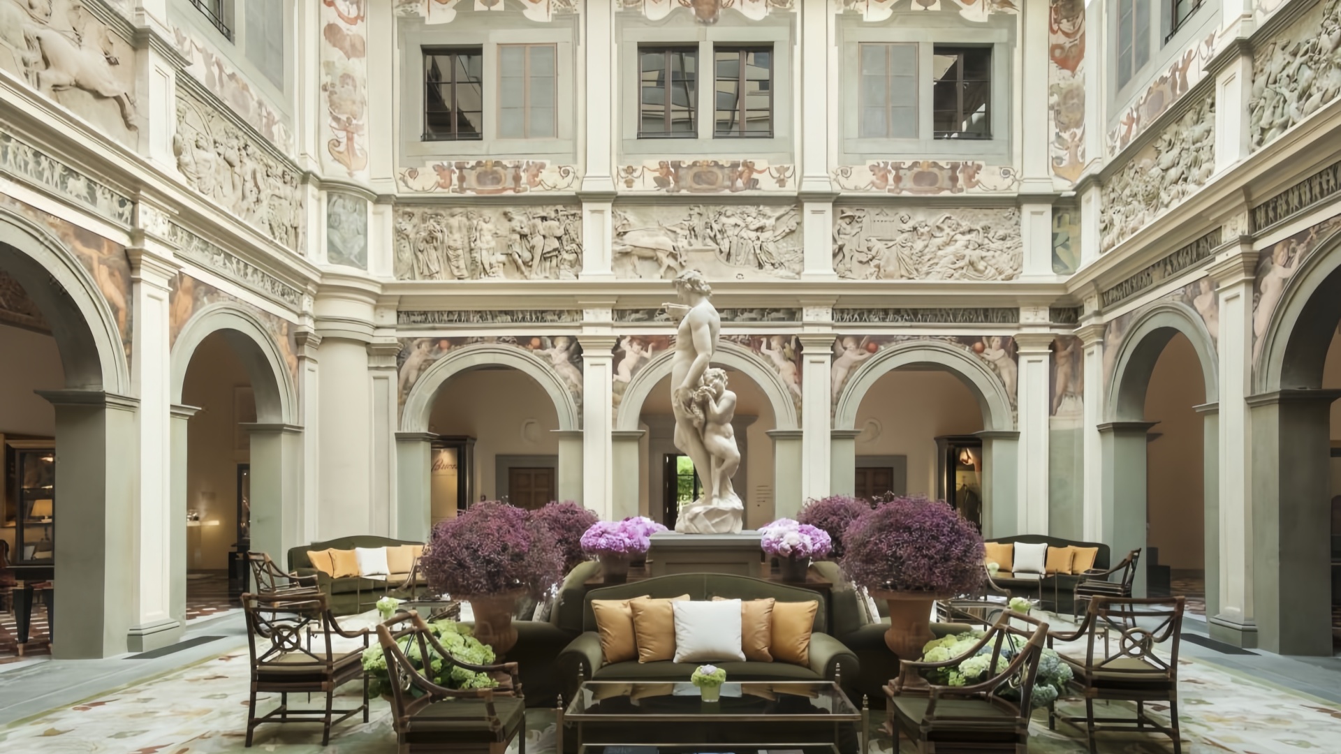 فندق فور سيزونز في فلورنسا