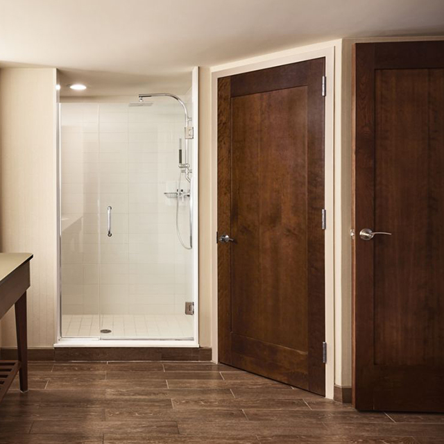 Hotel Door باب الفندق