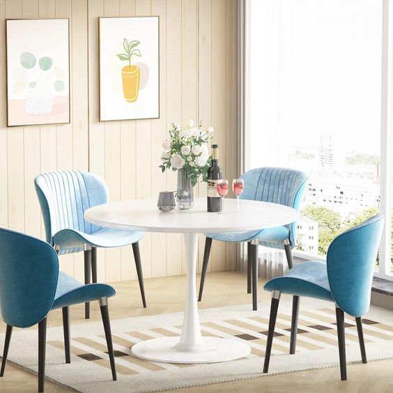 TULIP TABLE