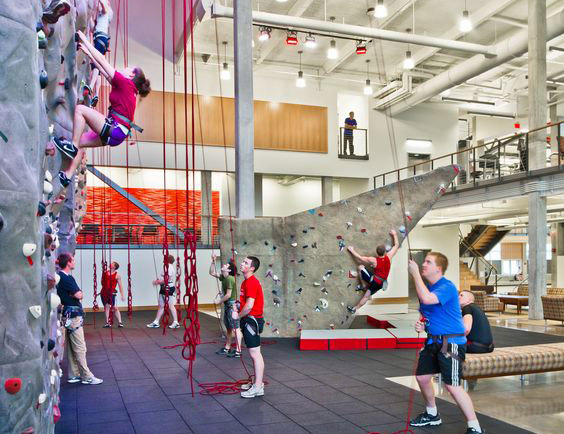 فنادق المغامرة الرياضية