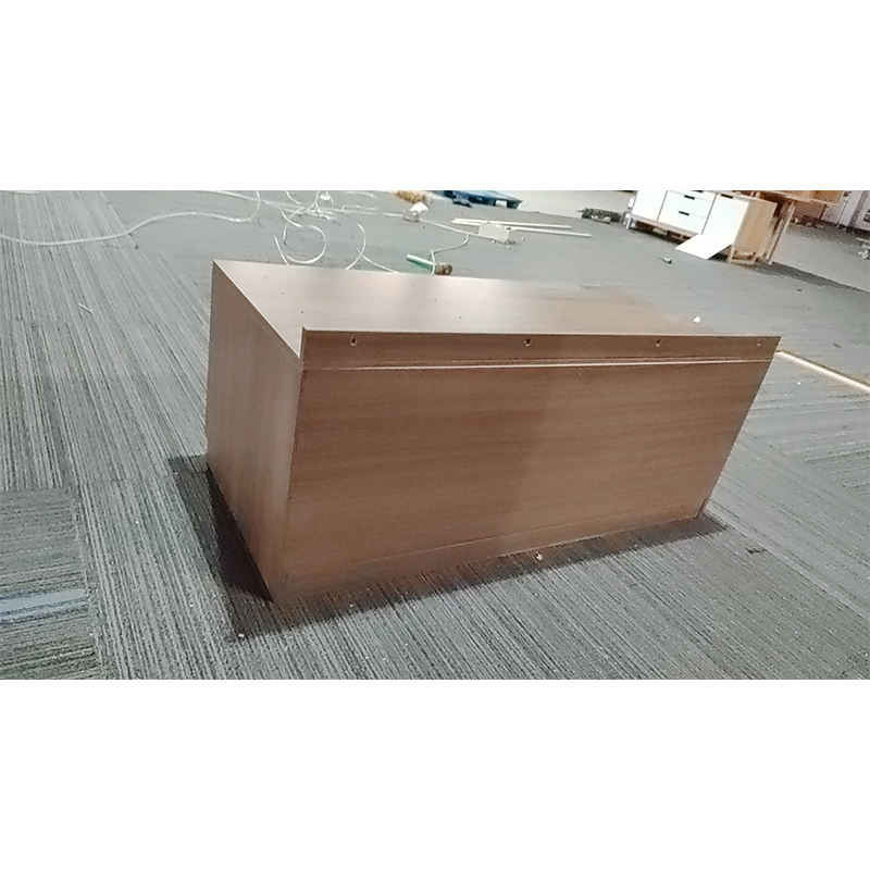 خزانة ميني بار لمدخل الفندق من Wood Grain