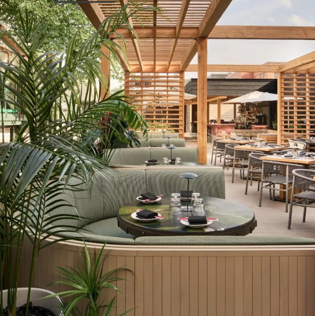 patio furniture أثاث الفناء