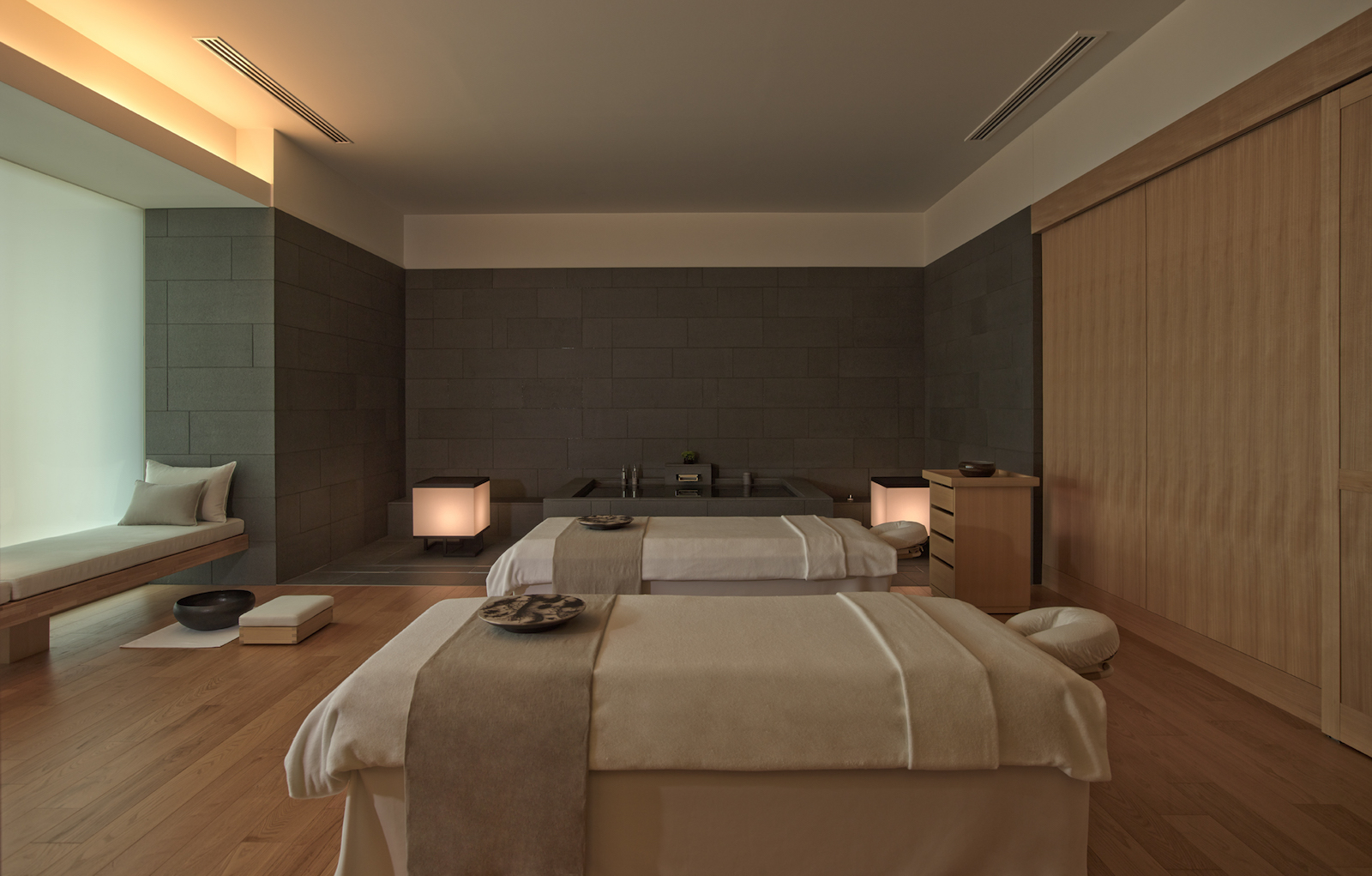 أمان طوكيو في Room Spa