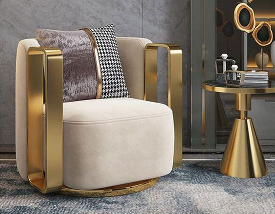 الأثاث المعدني