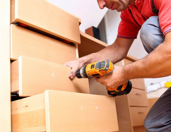 تجمع العمالة الماهرة الأثاث